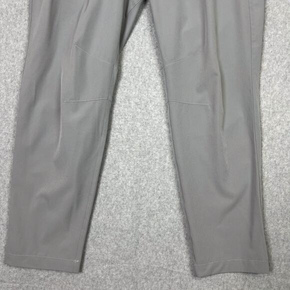Fabletics Pants Mens 34x32 (Fits 36x30) Grey The Only Pant Performance Chino - Picture 3 of 11